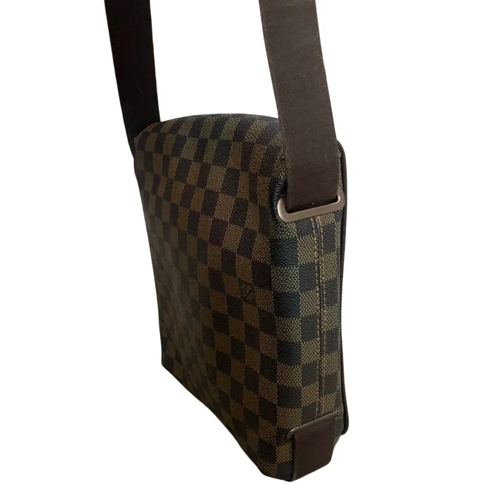 Louis Vuitton Brooklyn PM Damier Ebene Messenger Crossbody Bag Brown Unisex
